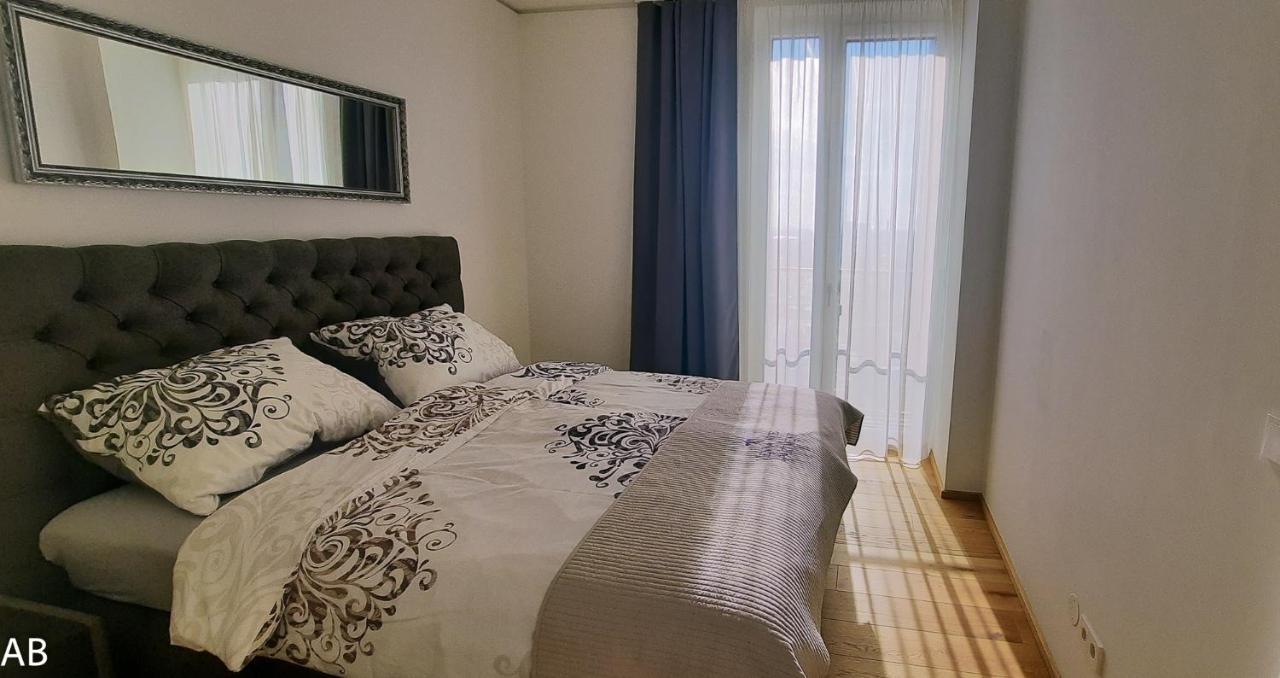 Superior Apartment & Rooftop Pool Wien Ngoại thất bức ảnh